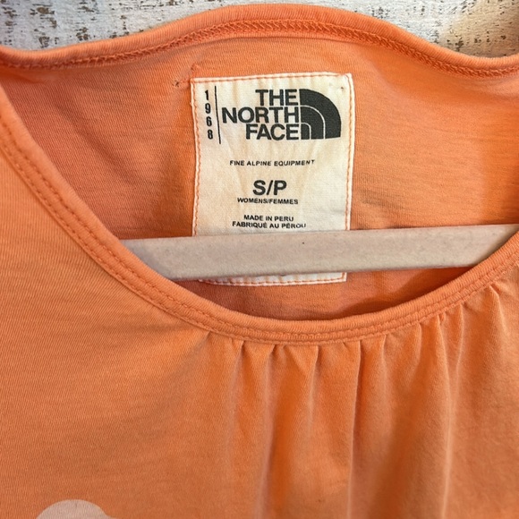 Cute summery The North Face t-shirt top! - Picture 3 of 7